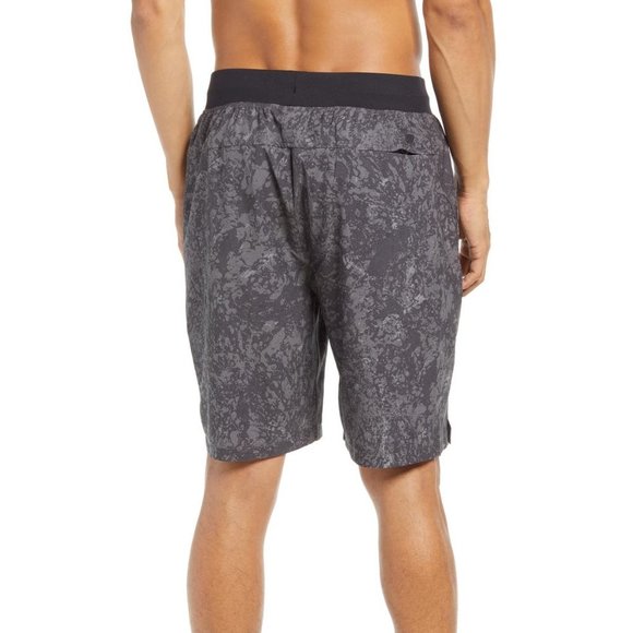 ZELLA Men's Core Stretch Woven Shorts Gray Print Medium NEW - Picture 2 of 10